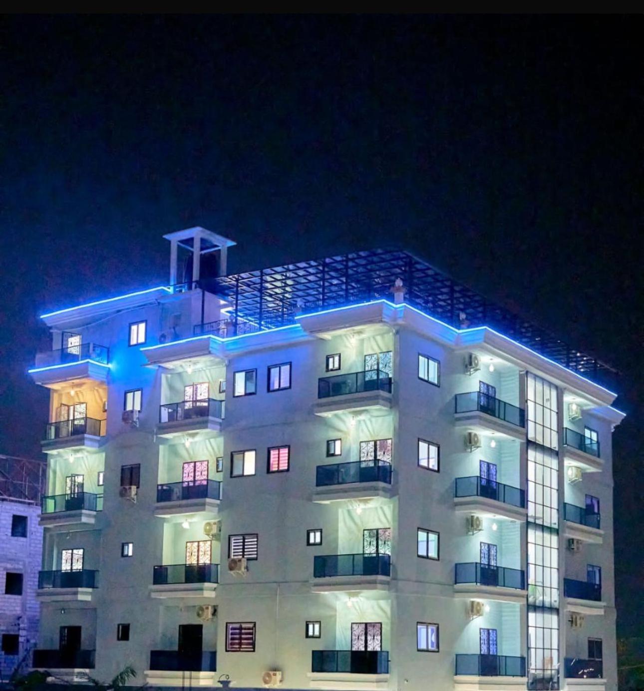 Hotel Elite Complex Yaoundé Esterno foto
