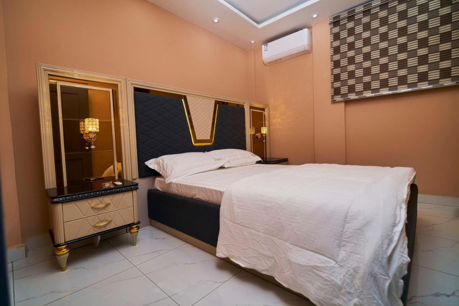 Hotel Elite Complex Yaoundé Esterno foto