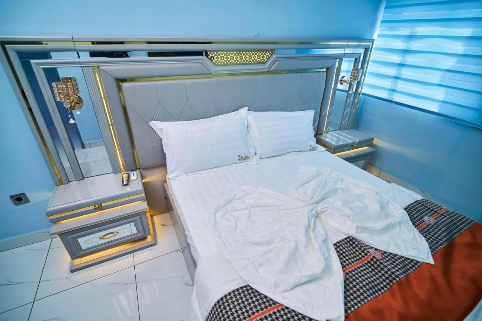 Hotel Elite Complex Yaoundé Esterno foto